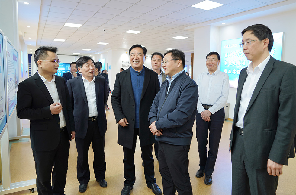 滁州市委副书记,市政府党组书记吴劲莅临 安徽天康集团调研工作